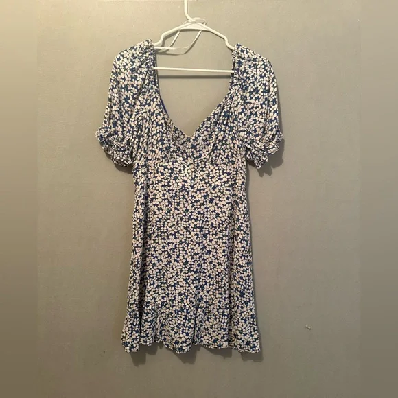 NWT Lulus Grateful Feelings Blue Floral Print Puff Sleeve Mini Dress Medium - Picture 7 of 8